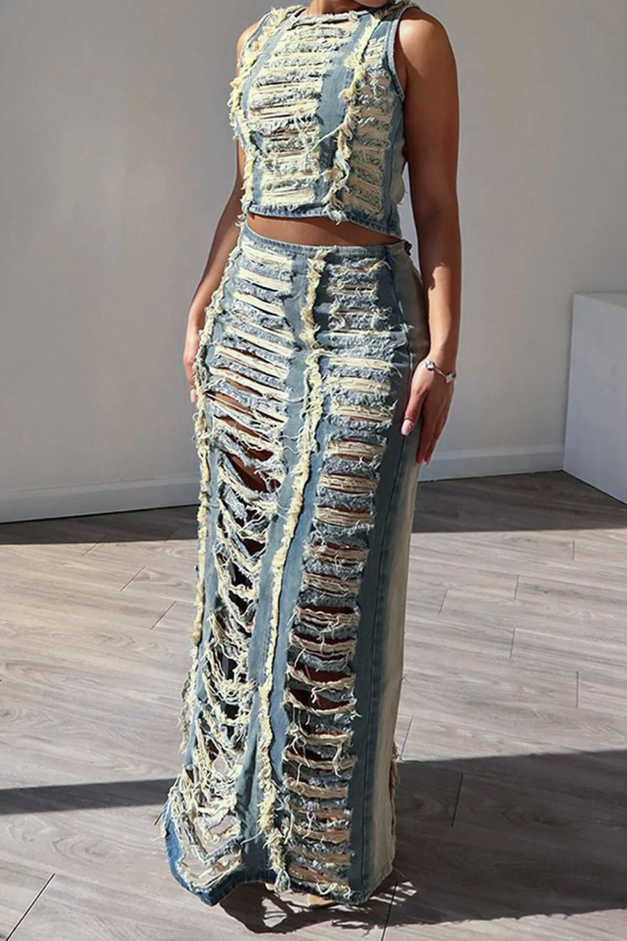 Distressed Denim Two-Piece Set – Sleeveless Crop Top & Maxi Skirt