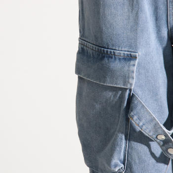 Stylish Retro High-Waisted Straight Leg Jeans with Slight Stretch and Cargo Pockets